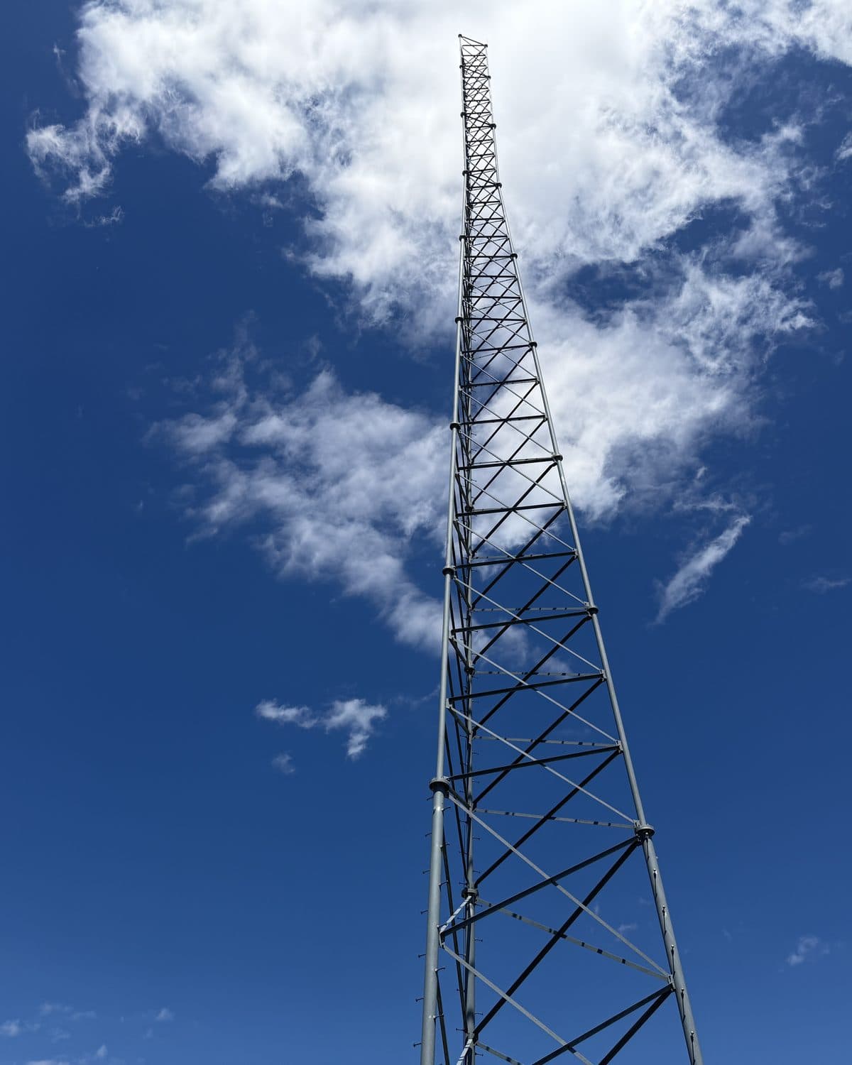 Montrose, Michigan: Self-Support tower, 195 ft
